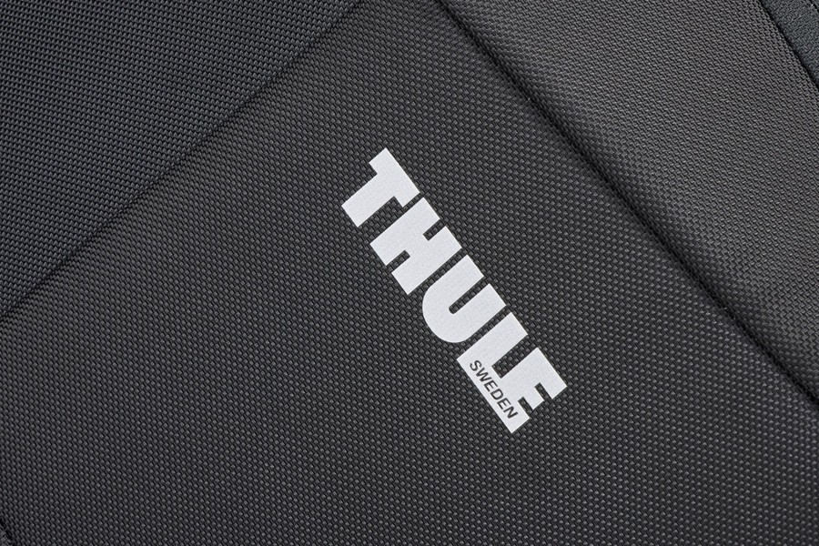 Thule Accent laptop hátizsák 28L fekete (TACBP-2216)